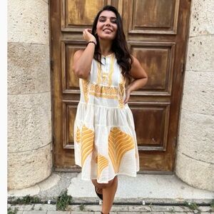 Nema Resort Wear Iris Embroidered Mini Dress Size Medium Portes of Greece